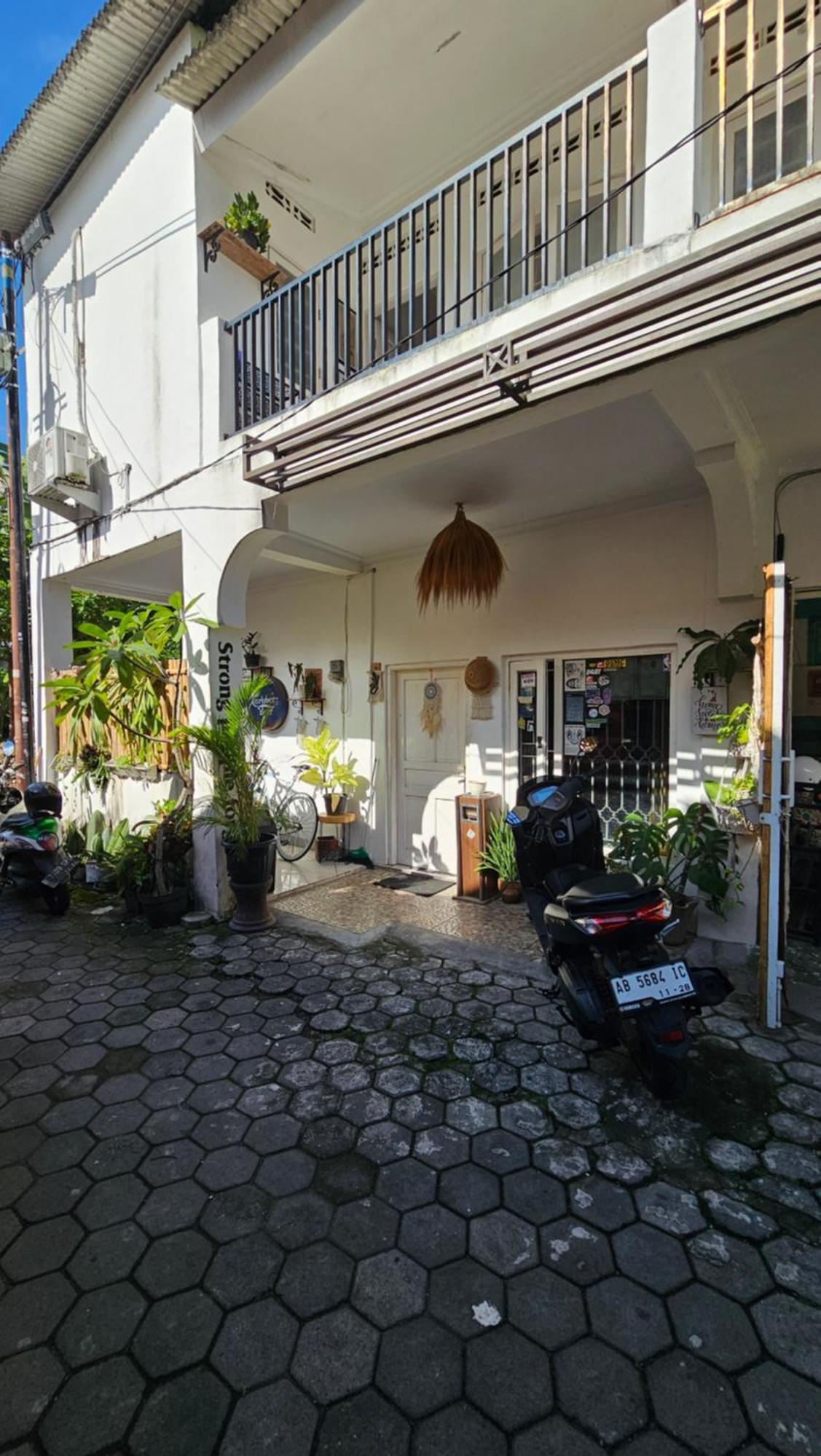 Oke Baik Hostel Yogyakarta Eksteriør bilde