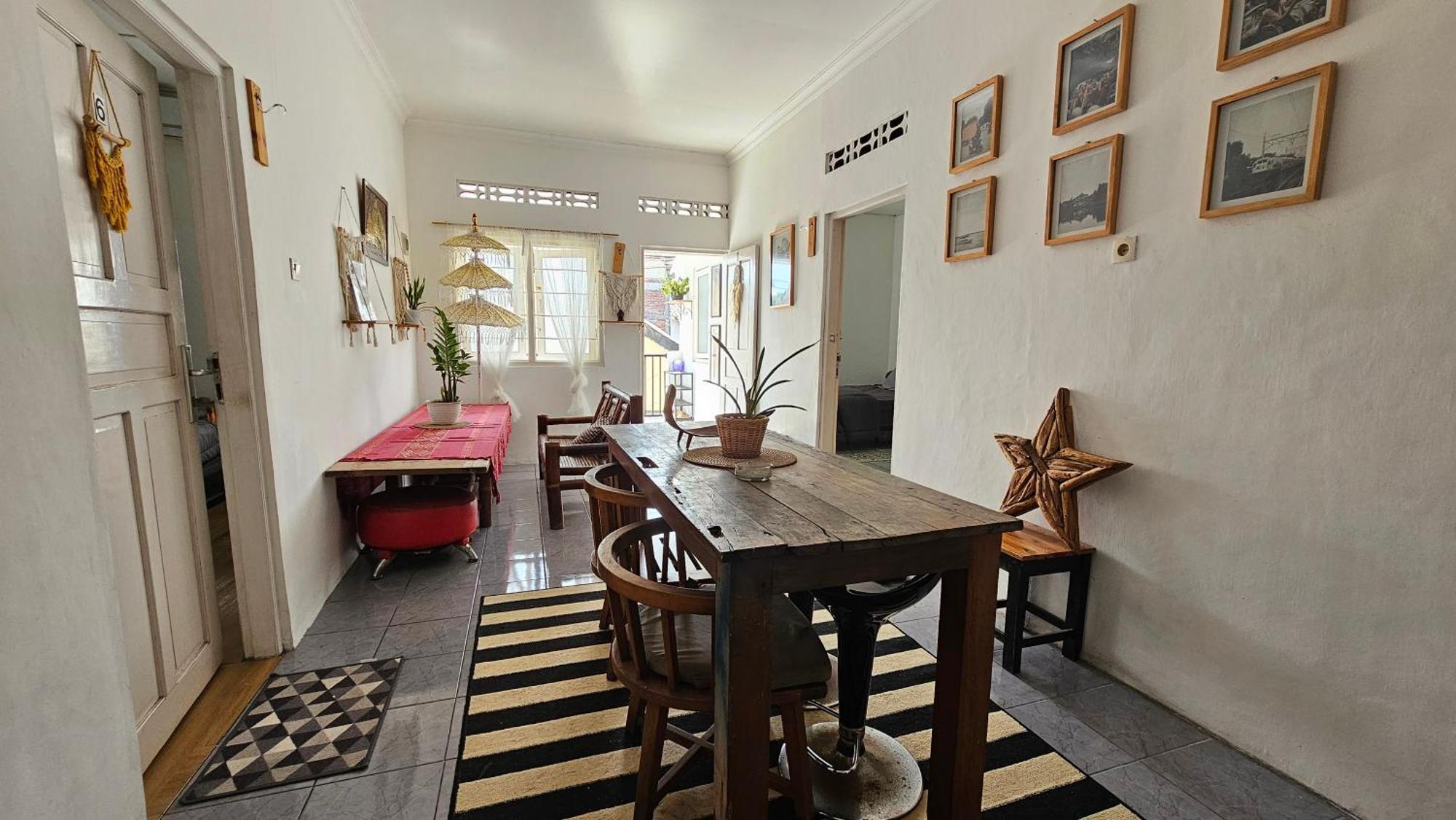 Oke Baik Hostel Yogyakarta Eksteriør bilde