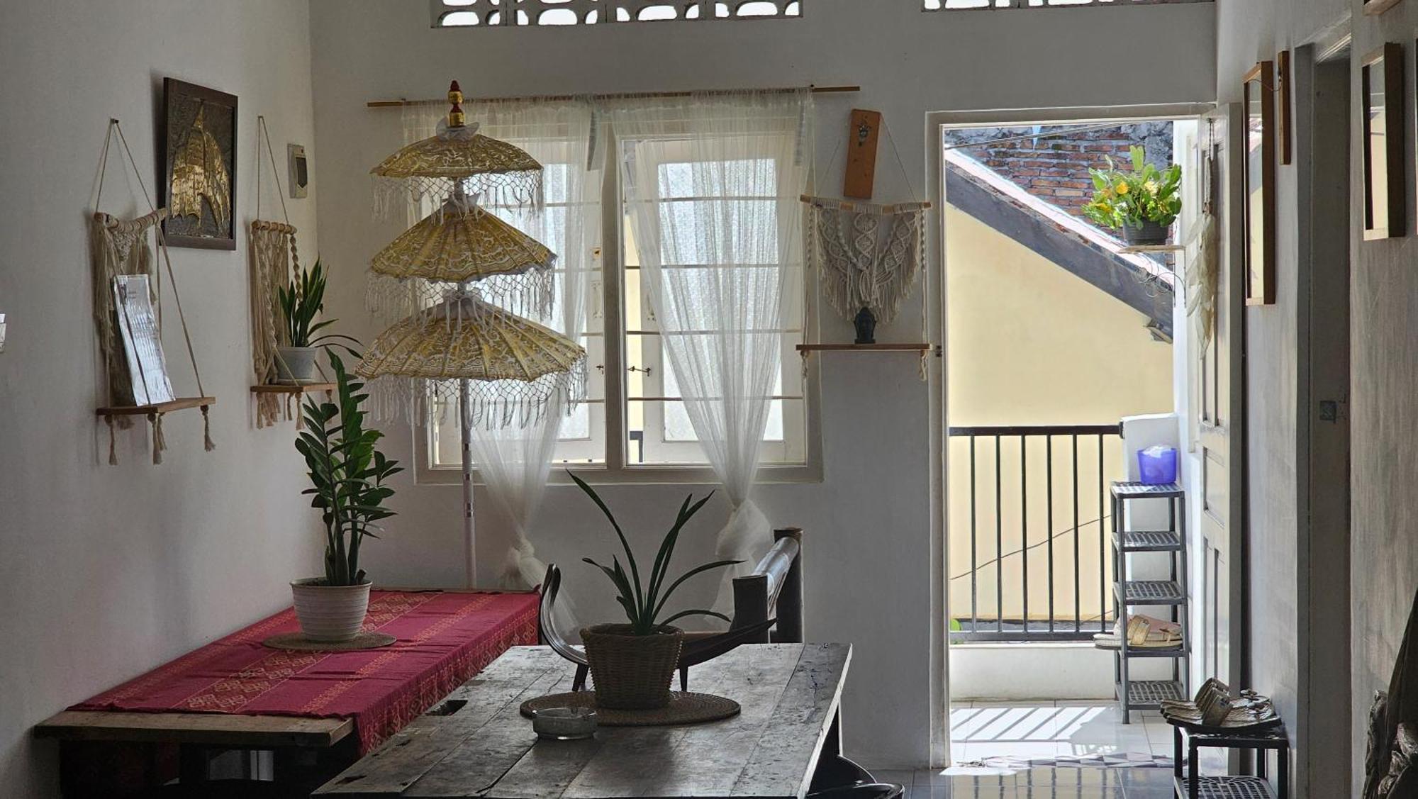 Oke Baik Hostel Yogyakarta Eksteriør bilde