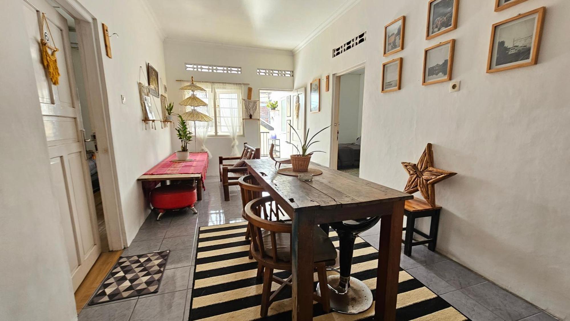 Oke Baik Hostel Yogyakarta Eksteriør bilde